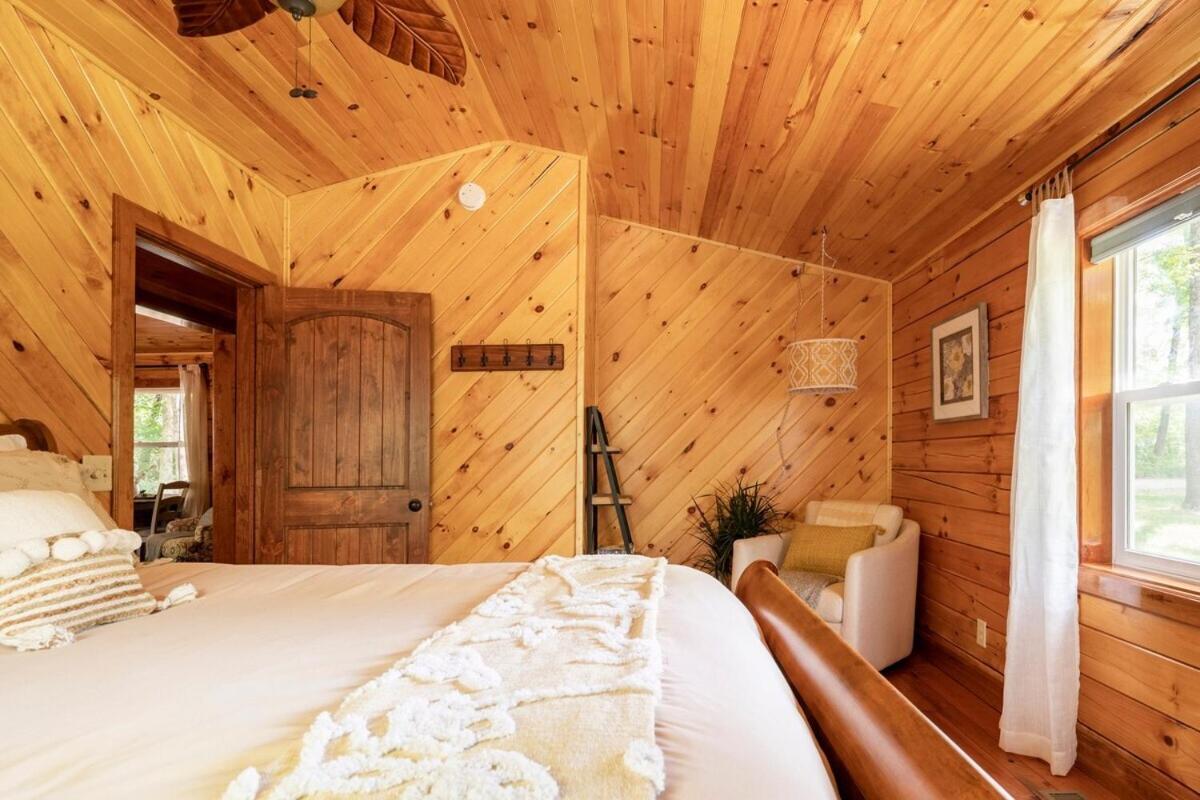 Secluded Wooded Cabin Near The Hocking Hills New Straitsville Dış mekan fotoğraf