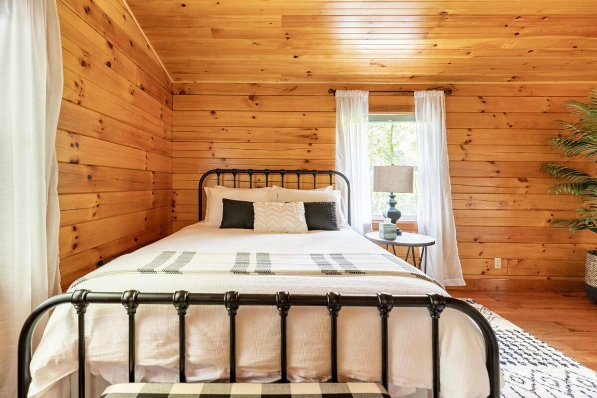 Secluded Wooded Cabin Near The Hocking Hills New Straitsville Dış mekan fotoğraf