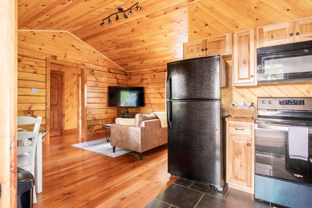 Secluded Wooded Cabin Near The Hocking Hills New Straitsville Dış mekan fotoğraf